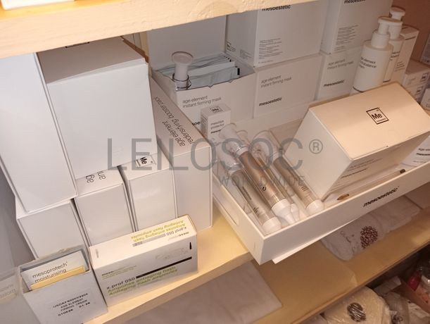 Produtos de Estética e Perfumaria · Bijuteria