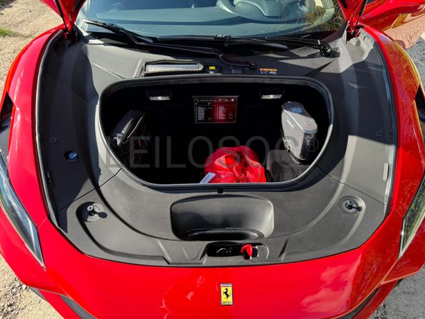 Ferrari F8 Tributo · Ano 2021
