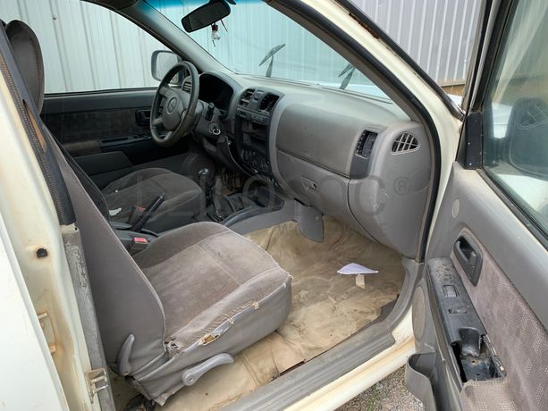 Ligeiro de Passageiro ISUZU