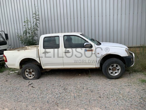 Ligeiro de Passageiro ISUZU