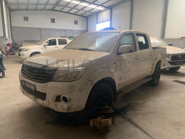 Ligeiro de Passageiro TOYOTA HILUX