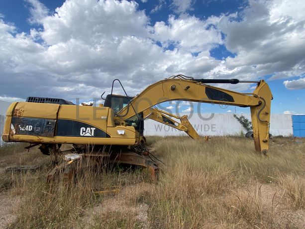 Escavadora CATERPILAR 324 DLN