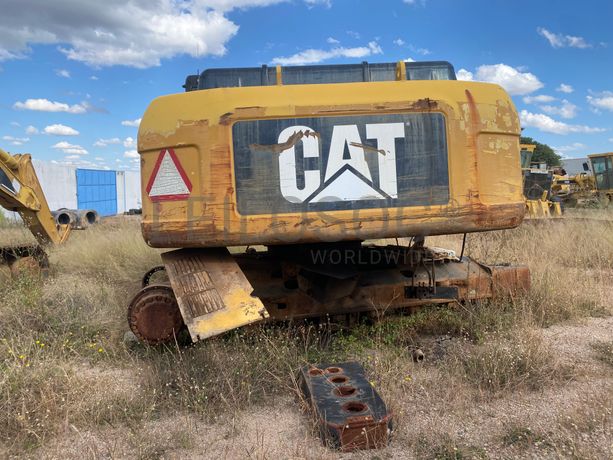 Escavadora CATERPILAR 324 DLN