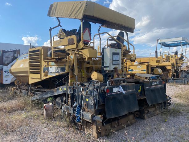 Espalhadora de Asfalto CATERPILAR AP-755