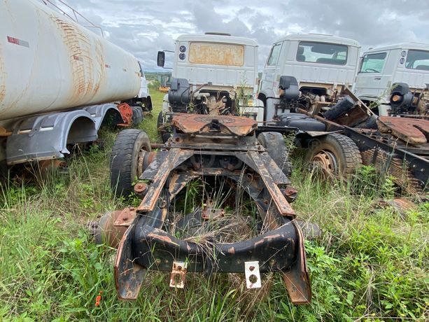 Camião Trator (Cavalo Mecânico) VOLKSWAGEN 31-310 (2)
