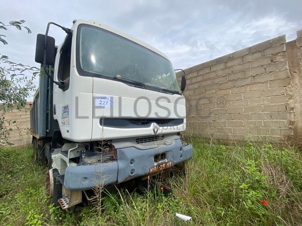 Camião Basculante RENAULT Kerax