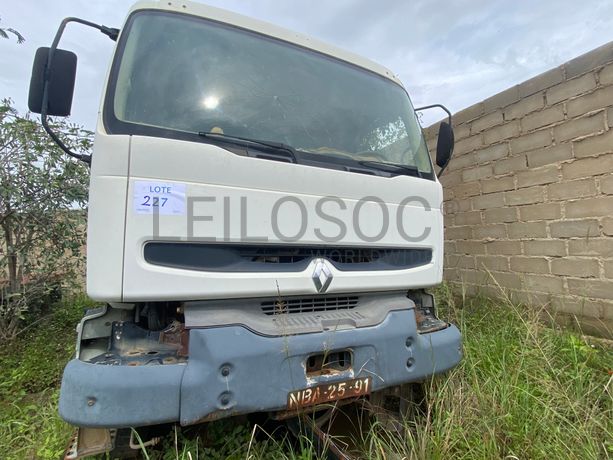 Camião Basculante RENAULT Kerax