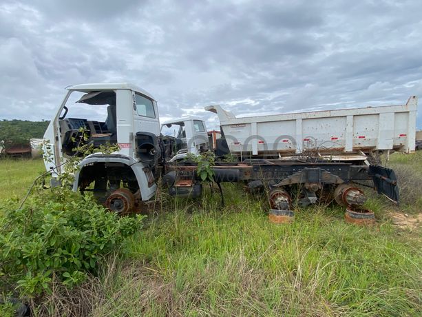 Camião Trator (Cavalo Mecânico) VOLKSWAGEN 31-310 (4)