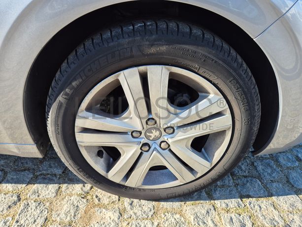 Peugeot 208 · Ano 2019