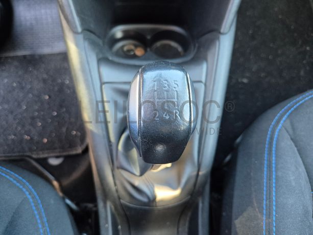 Peugeot 208 · Ano 2019