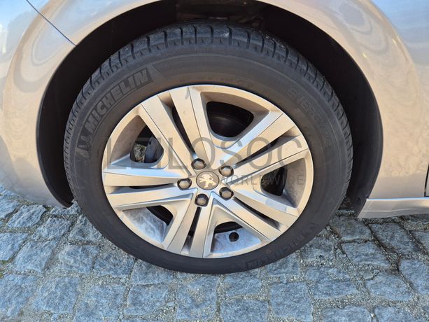 Peugeot 208 · Ano 2019