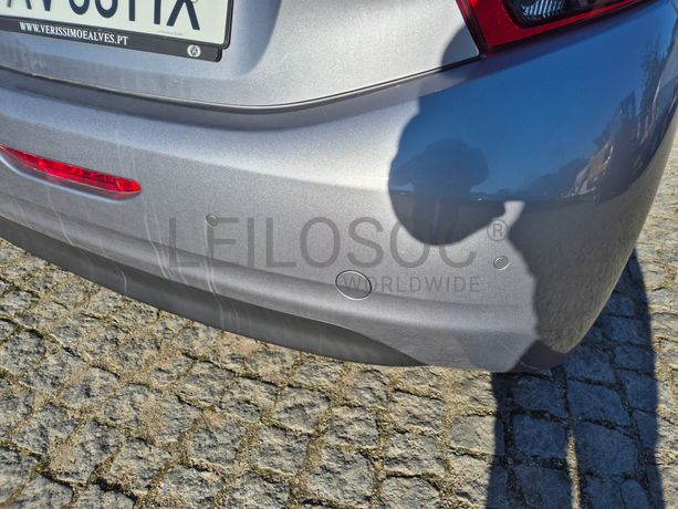 Peugeot 208 · Ano 2019