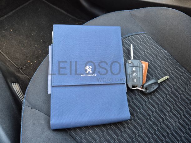 Peugeot 208 · Ano 2019