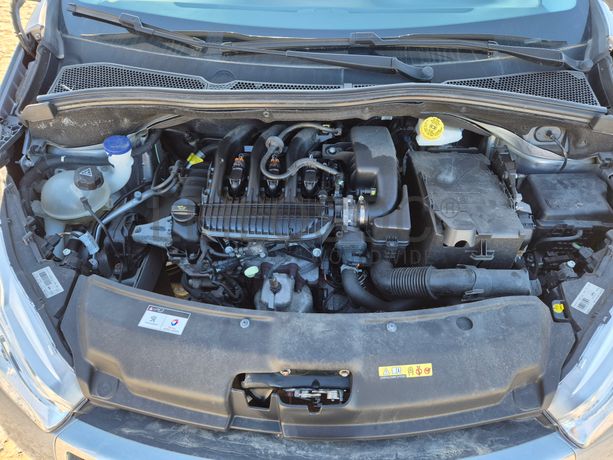 Peugeot 208 · Ano 2019