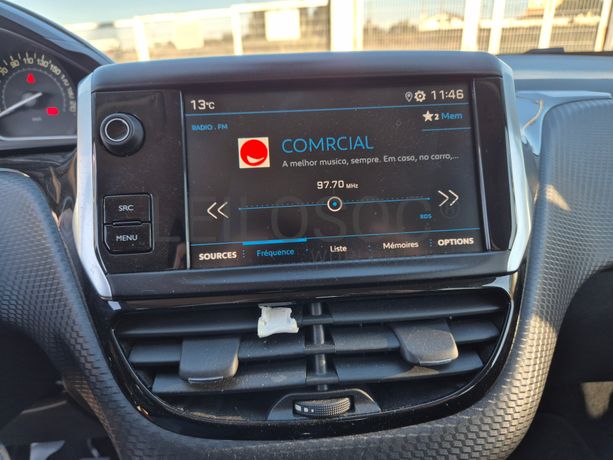 Peugeot 208 · Ano 2019