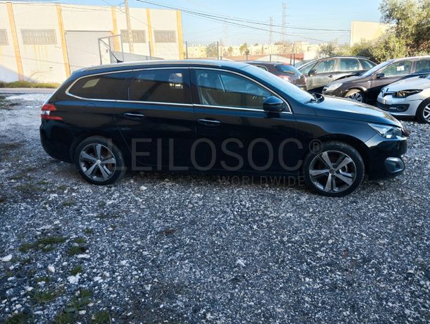 Peugeot 308 · Ano 2015