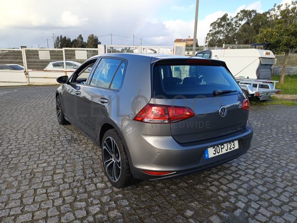 Volkswagen Golf · Ano 2014