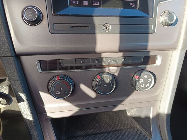 Volkswagen Golf · Ano 2014