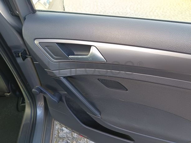 Volkswagen Golf · Ano 2014