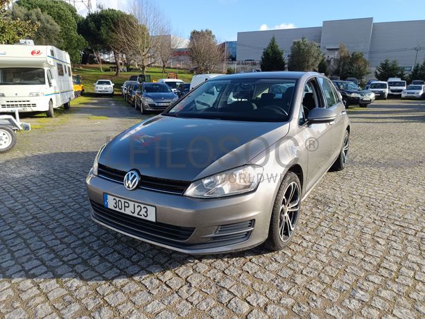 Volkswagen Golf · Ano 2014