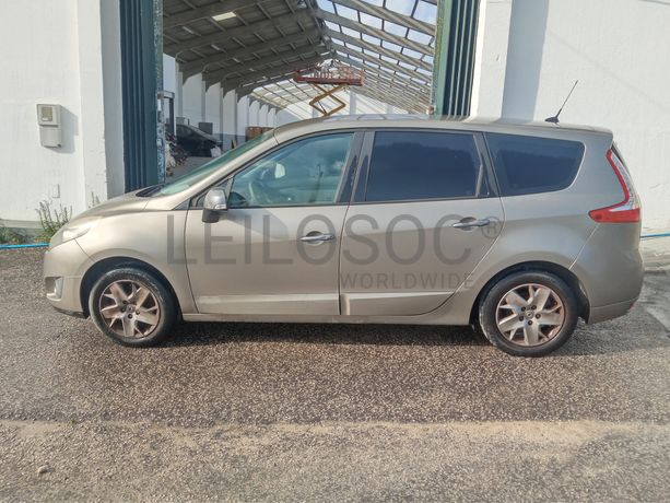 Renault Grand Scénic · Ano 2011 · 7 Lugares