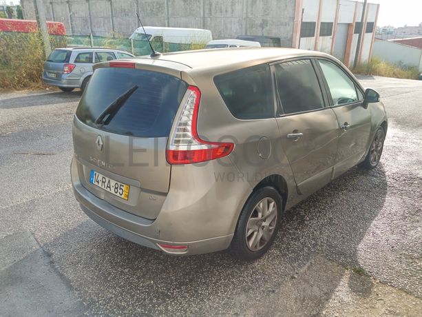 Renault Grand Scénic · Ano 2011 · 7 Lugares