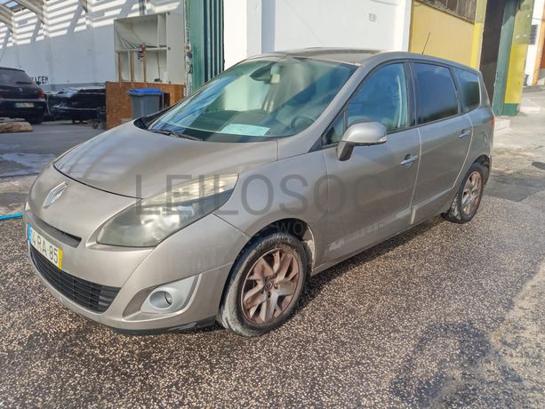 Renault Grand Scénic · Ano 2011 · 7 Lugares
