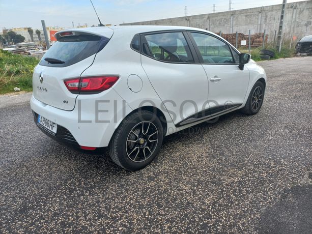 Renault Clio · Ano 2015