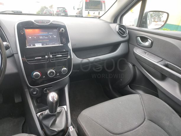 Renault Clio · Ano 2015