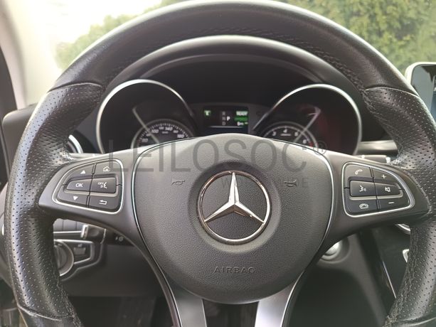 Mercedes-Benz C350e · Ano 2016