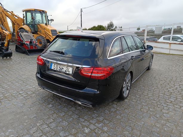 Mercedes-Benz C350e · Ano 2016