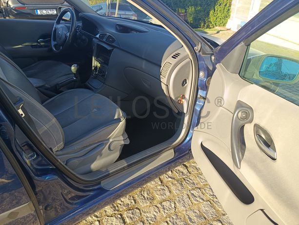 Renault Laguna · Ano 2003