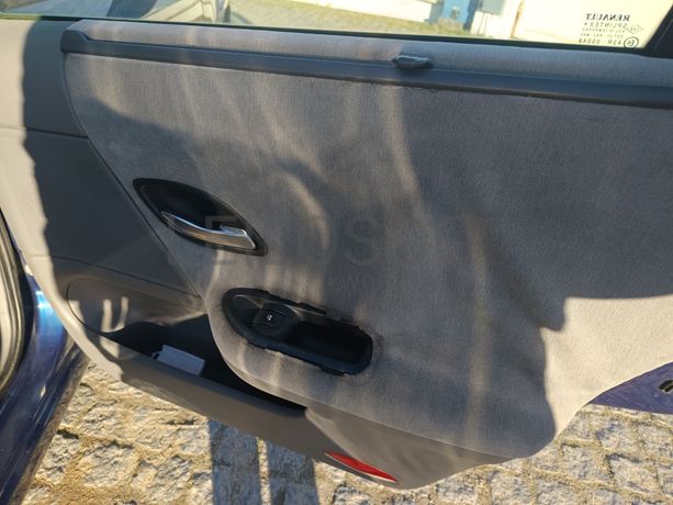 Renault Laguna · Ano 2003