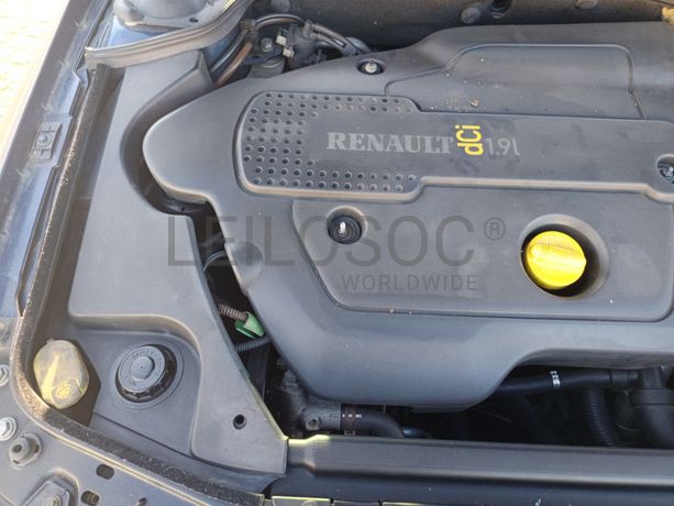 Renault Laguna · Ano 2003