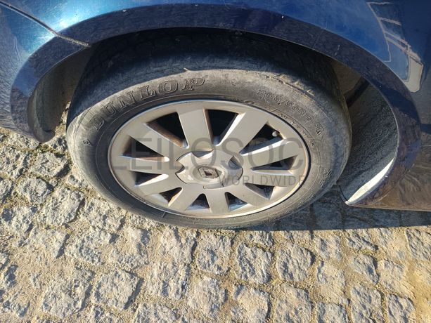 Renault Laguna · Ano 2003