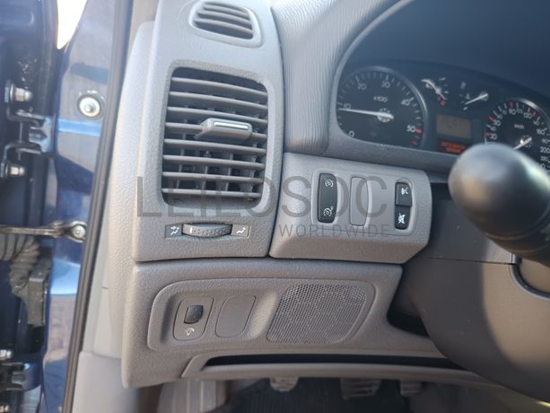 Renault Laguna · Ano 2003