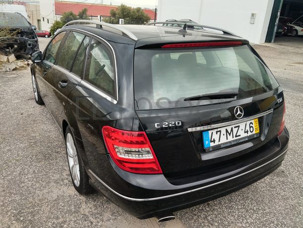 Mercedes-Benz C 220 CDI · Ano 2012