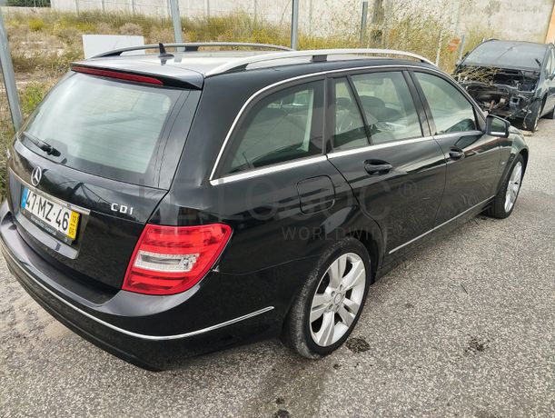 Mercedes-Benz C 220 CDI · Ano 2012