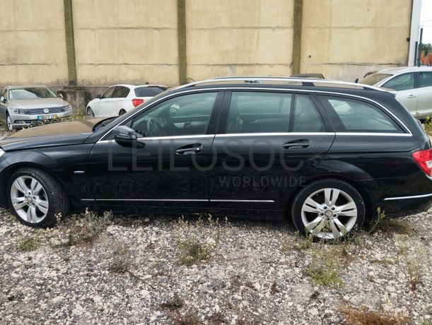 Mercedes-Benz C 220 CDI · Ano 2012