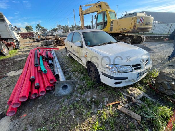 Nissan Almera · Ano 2001