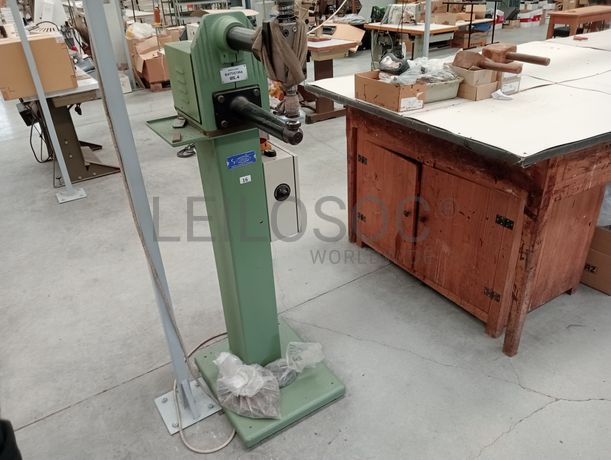 Rebatedor de Costuras