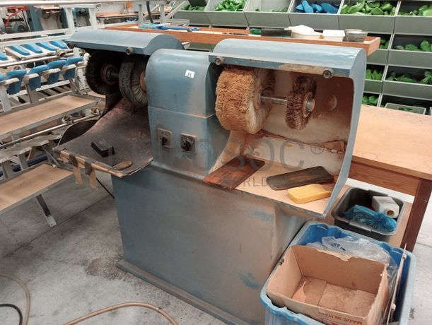 Máquina de polir calçado