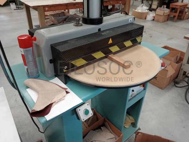 Máquina de entretelar