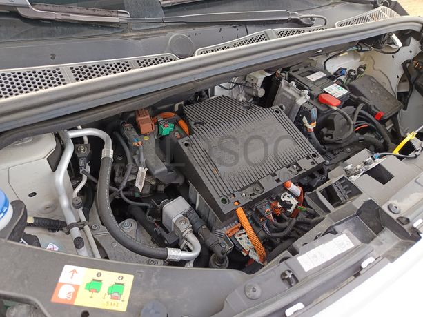 Peugeot e-Partner · Ano 2022