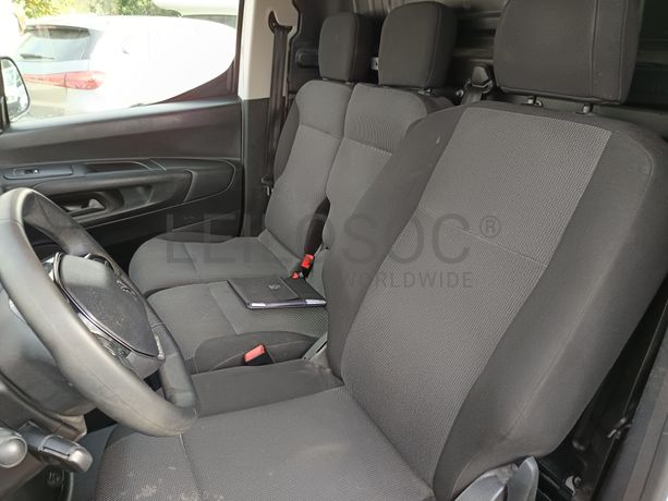 Peugeot e-Partner · Ano 2022