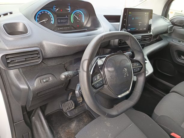 Peugeot e-Partner · Ano 2022