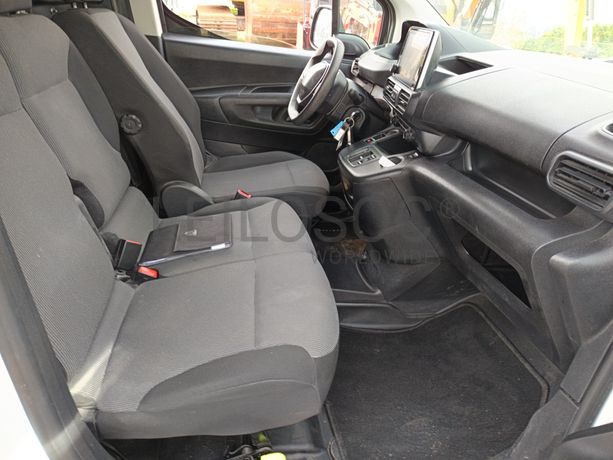 Peugeot e-Partner · Ano 2022