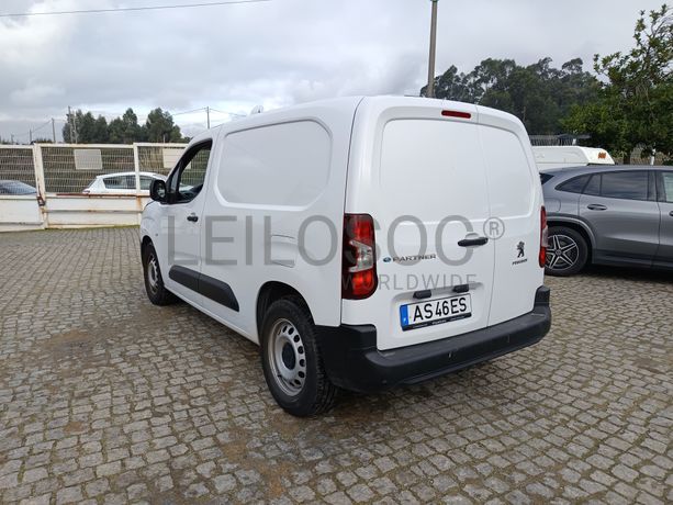 Peugeot e-Partner · Ano 2022