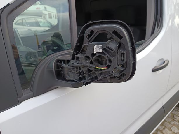 Peugeot e-Partner · Ano 2022