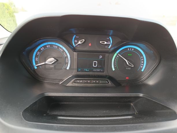 Peugeot e-Partner · Ano 2022